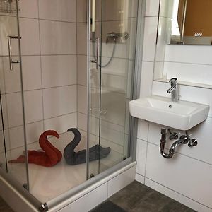Driepersoonskamer met Twee Slaapkamers